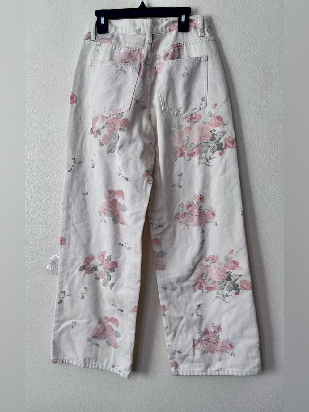 Women's Cream Wide Leg Floral Jeans - Picture 6 of 6